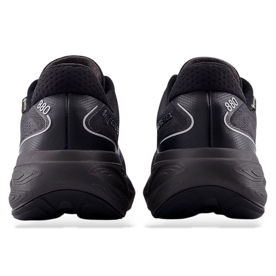  New Balance | M880GB15